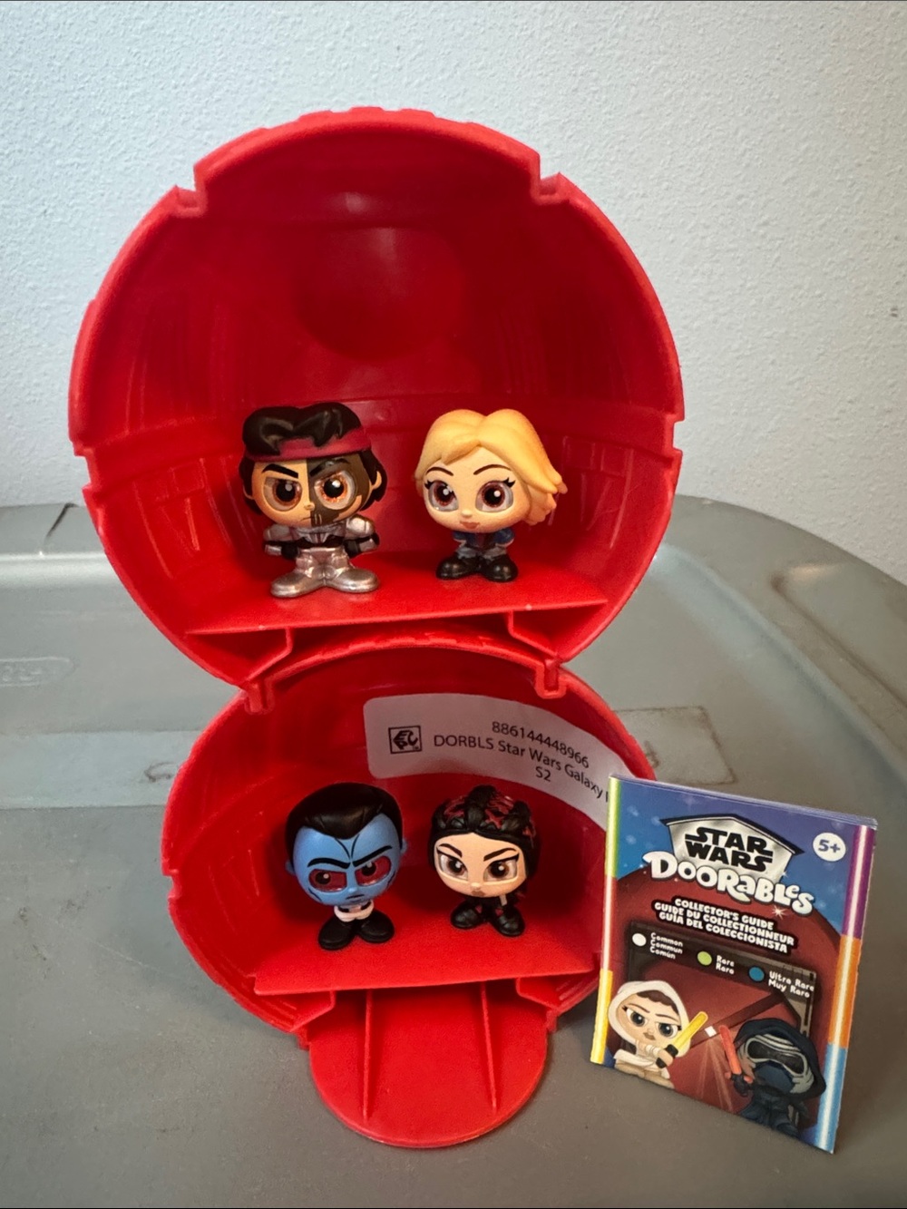 Red Deathstar with 4 Star Wars doorables Figures